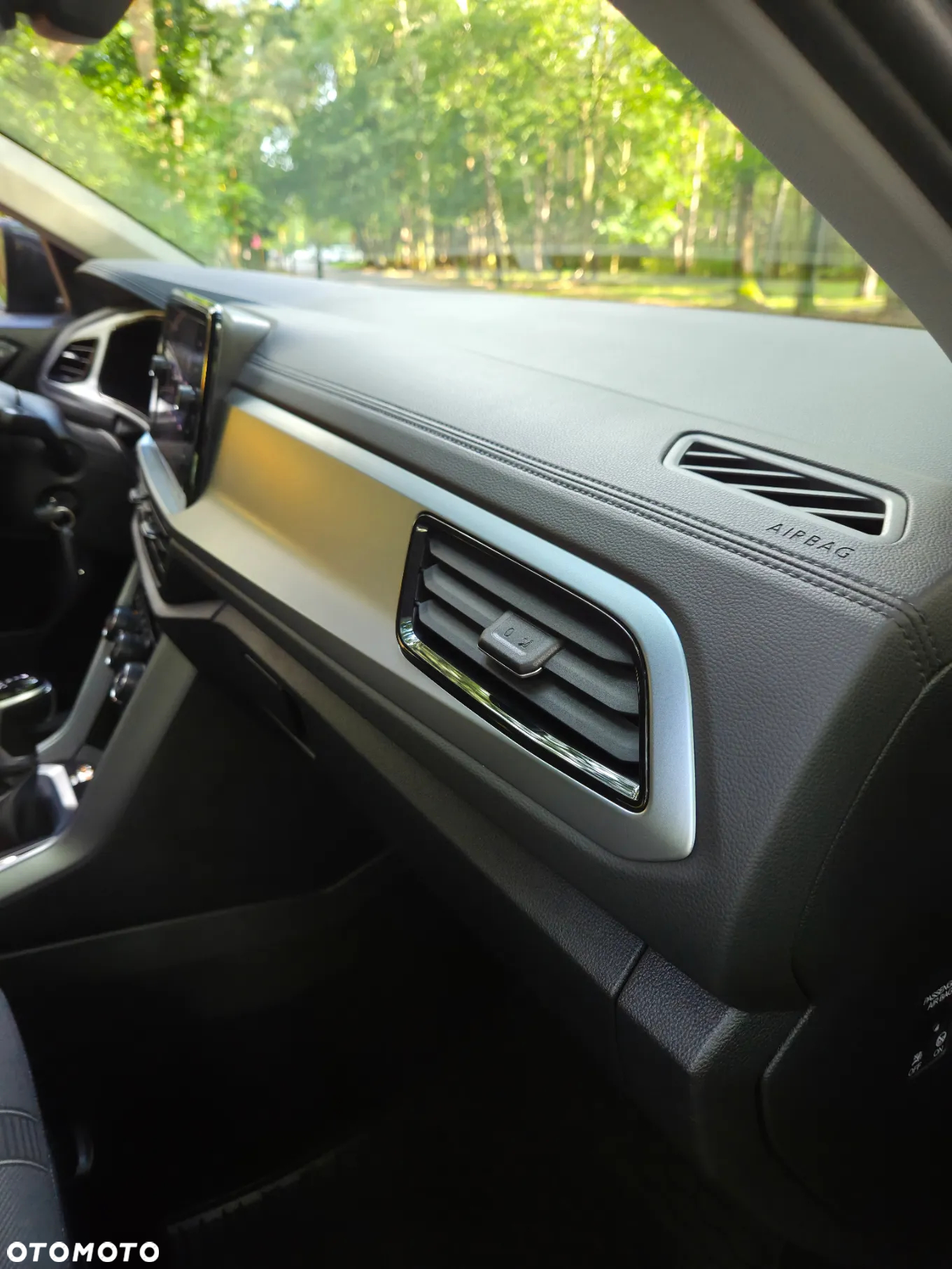 Volkswagen T-Roc 1.5 TSI Life DSG - 31