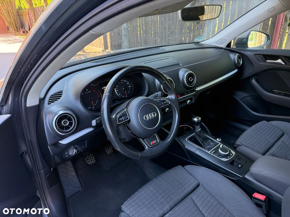 Audi A3 Sportback 2.0 TDI (clean diesel) Ambiente - 6