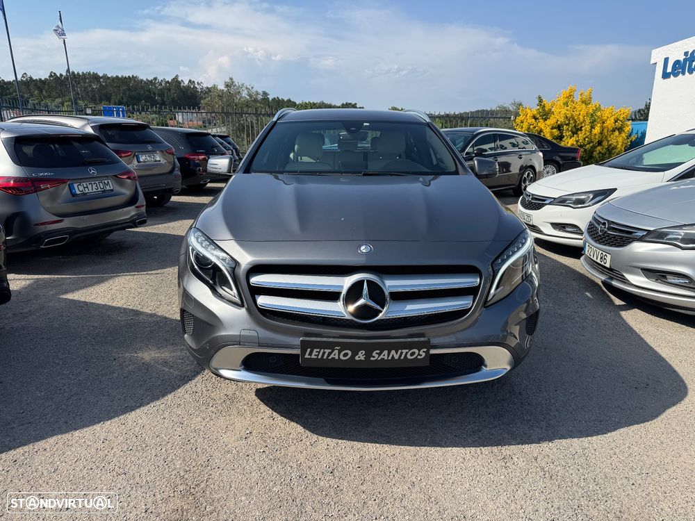 Mercedes-Benz GLA 180 d Urban - 2