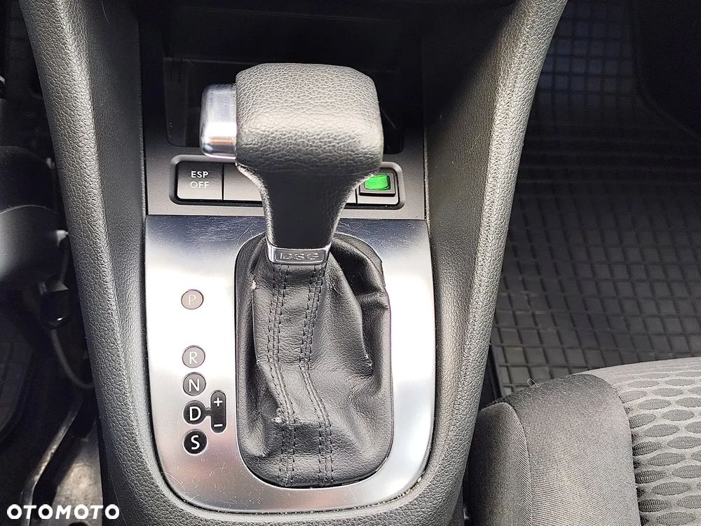 Volkswagen Golf - 23