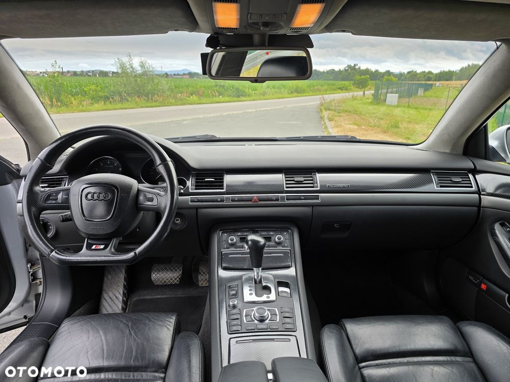 Audi A8 - 5