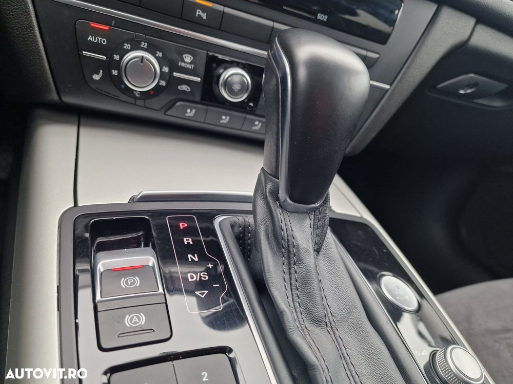 Audi A6 2.0 TDI Ultra DPF S tronic - 12