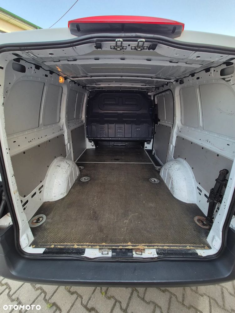 Mercedes-Benz Vito 111 CDI - 9