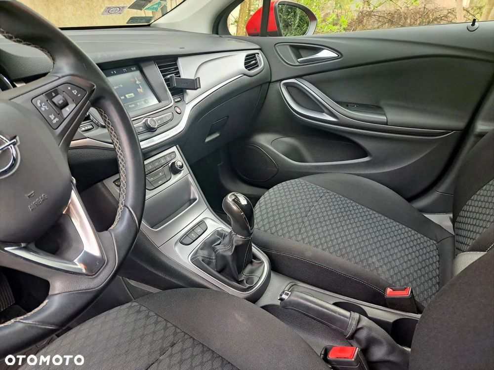 Opel Astra 1.4 T Enjoy - 14