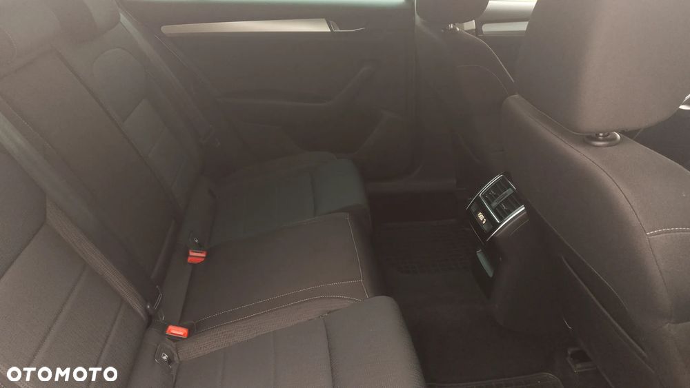 Skoda Superb - 19