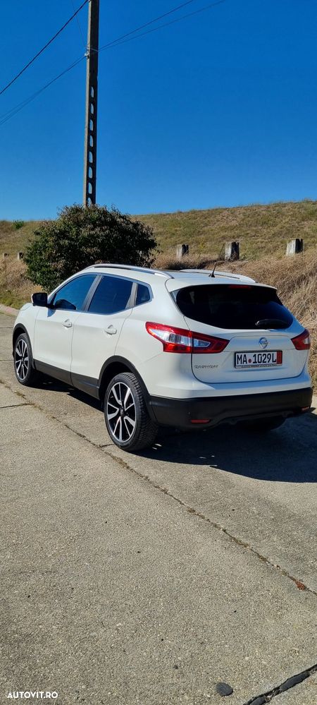 Nissan Qashqai 1.6 DCI Xtronic TEKNA+ - 3