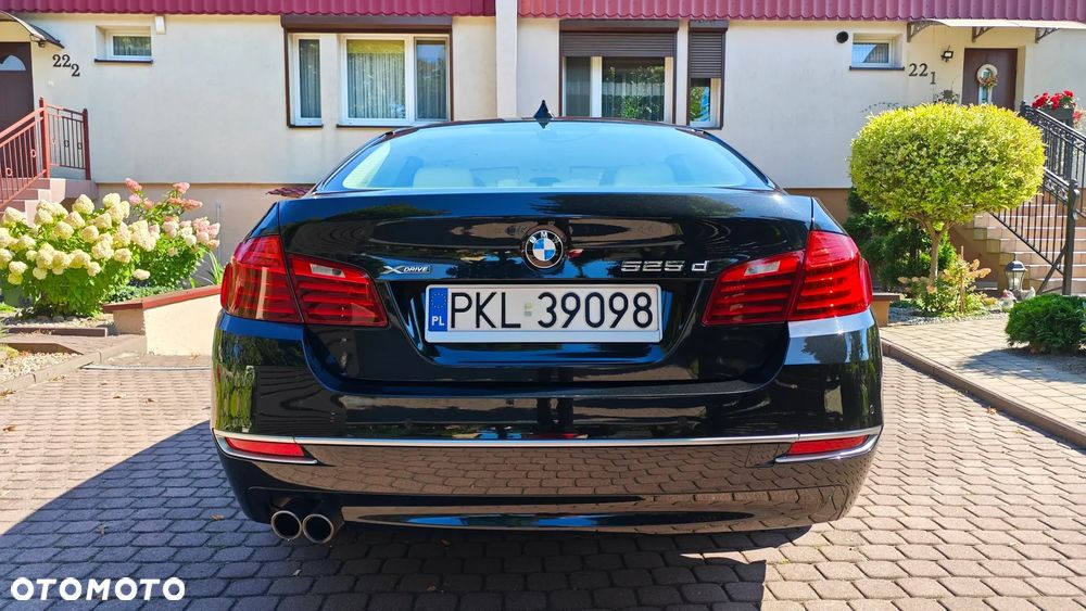 BMW Seria 5 525d xDrive Modern Line - 7