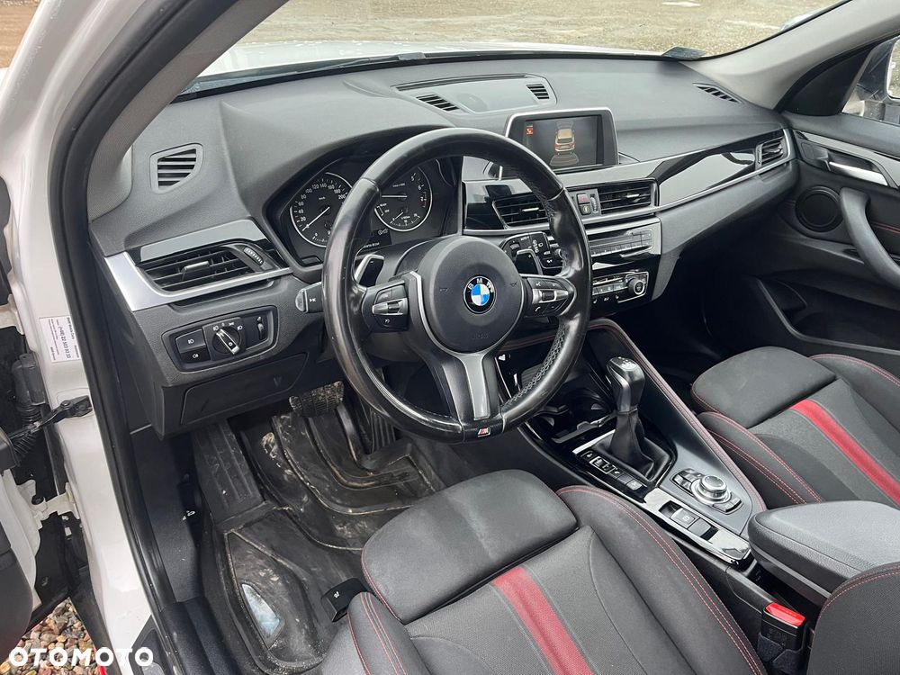 BMW X1 xDrive20i GPF Sport Line sport - 17