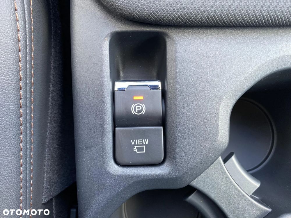 Subaru Forester 2.0i-L Platinum (EyeSight) Lineartronic - 24