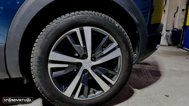 Peugeot 3008 PureTech 130 Stop & Start GPF EAT8 Allure Business-Pack - 6