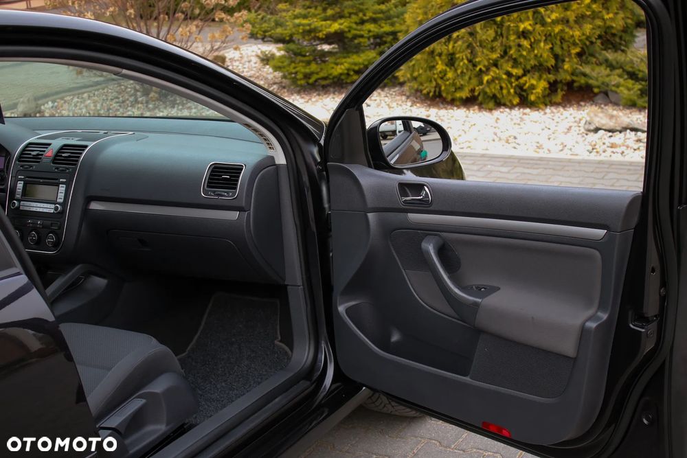 Volkswagen Golf 2.0 FSI Speed - 21