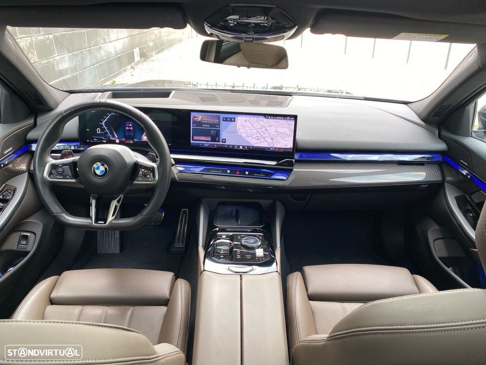 BMW 520 d Pack Desportivo M Pro - 4