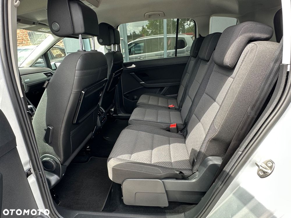 Volkswagen Touran 1.6 TDI SCR BlueMotion Technology DSG Comfortline - 16