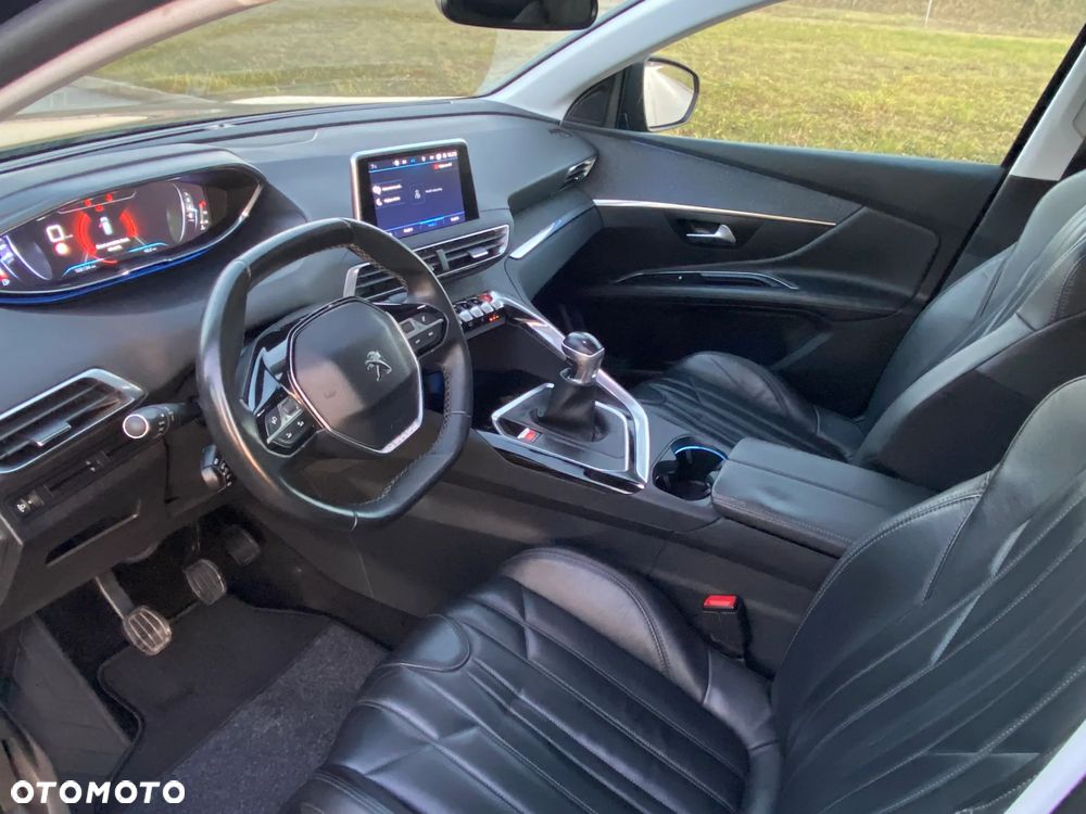 Peugeot 3008 BlueHDi 120 Stop & Start Allure - 29