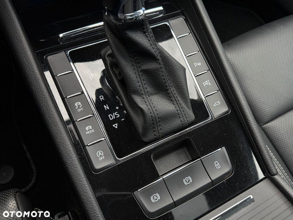 Skoda Superb 2.0 TSI 4x4 L&K DSG - 31