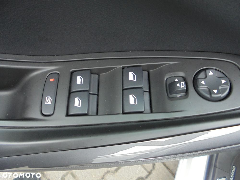 Opel Grandland X 2.0 D Start/Stop Automatik INNOVATION - 9