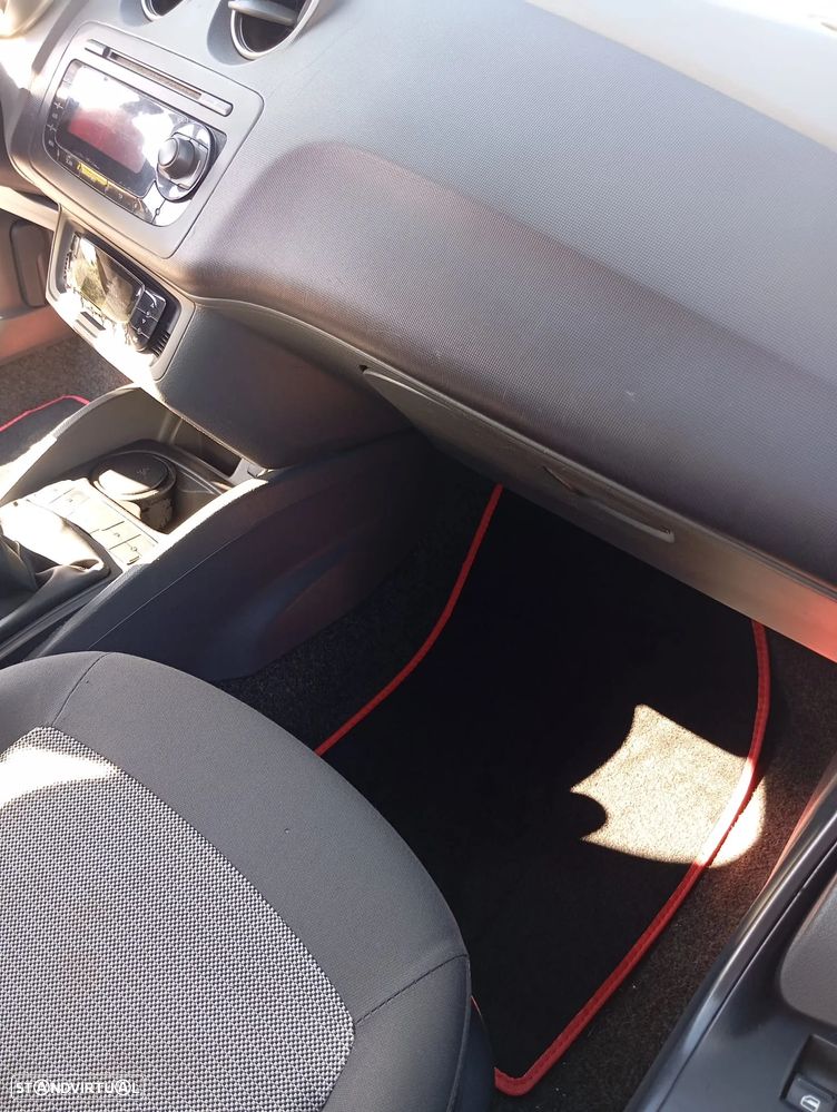 SEAT Ibiza 1.9 TDI Stylance DPF - 9