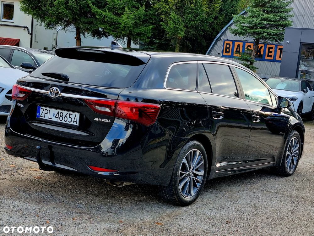 Toyota Avensis 1.8 Premium MS - 5
