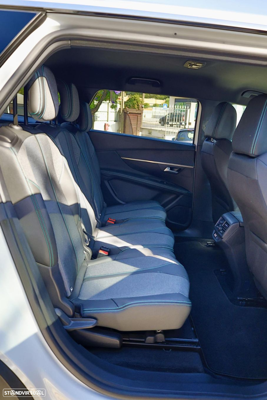 Peugeot 5008 1.5 BlueHDi Allure EAT8 - 10
