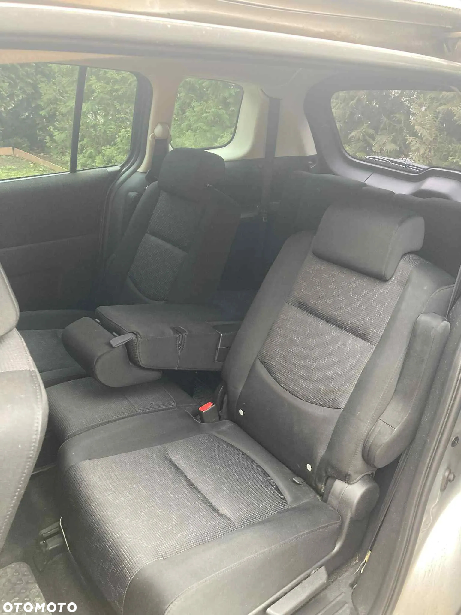 Mazda 5 - 4