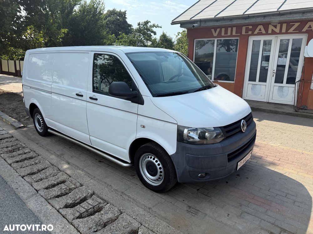 Volkswagen Transporter - 2