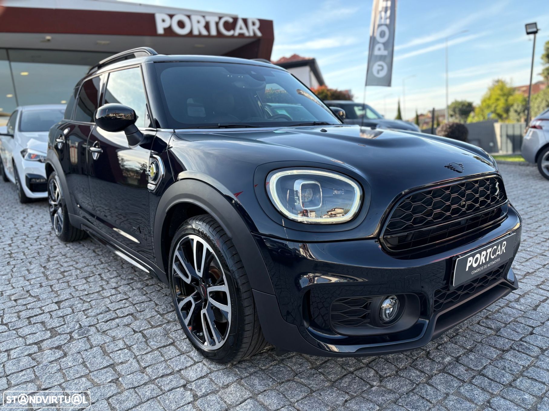 MINI Countryman Cooper SE ALL4 JCW Auto - 1