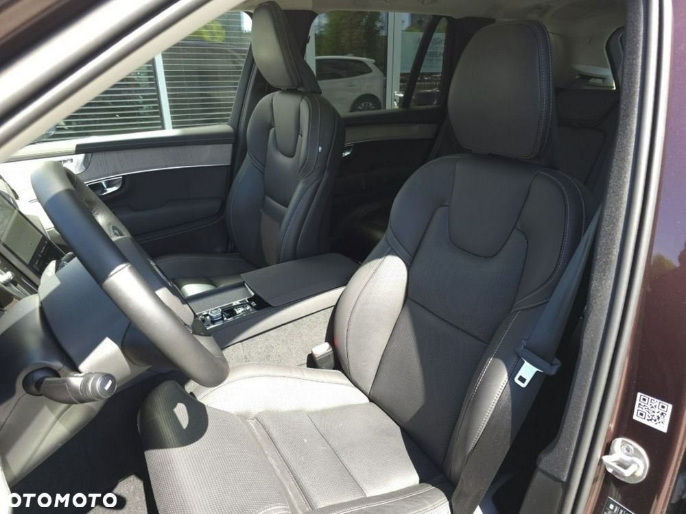 Volvo XC 90 T8 AWD Plug-In Hybrid Plus Dark 7os - 6