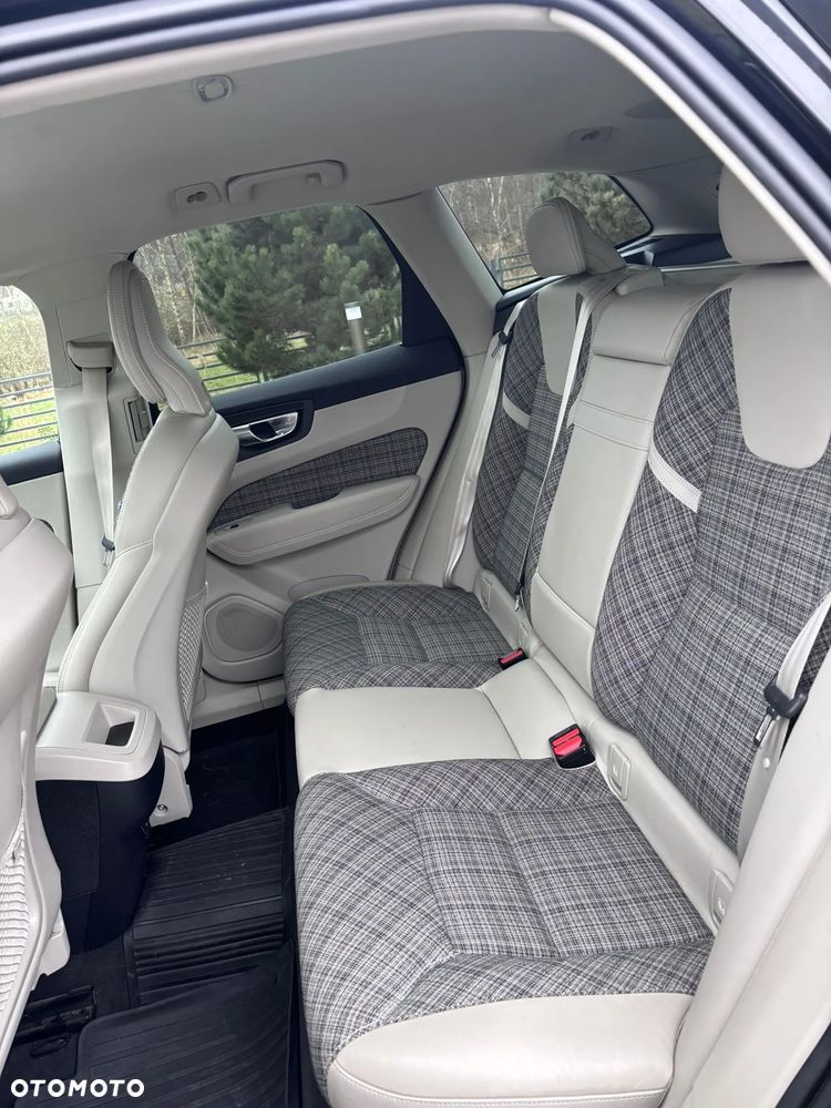 Volvo XC 60 - 23