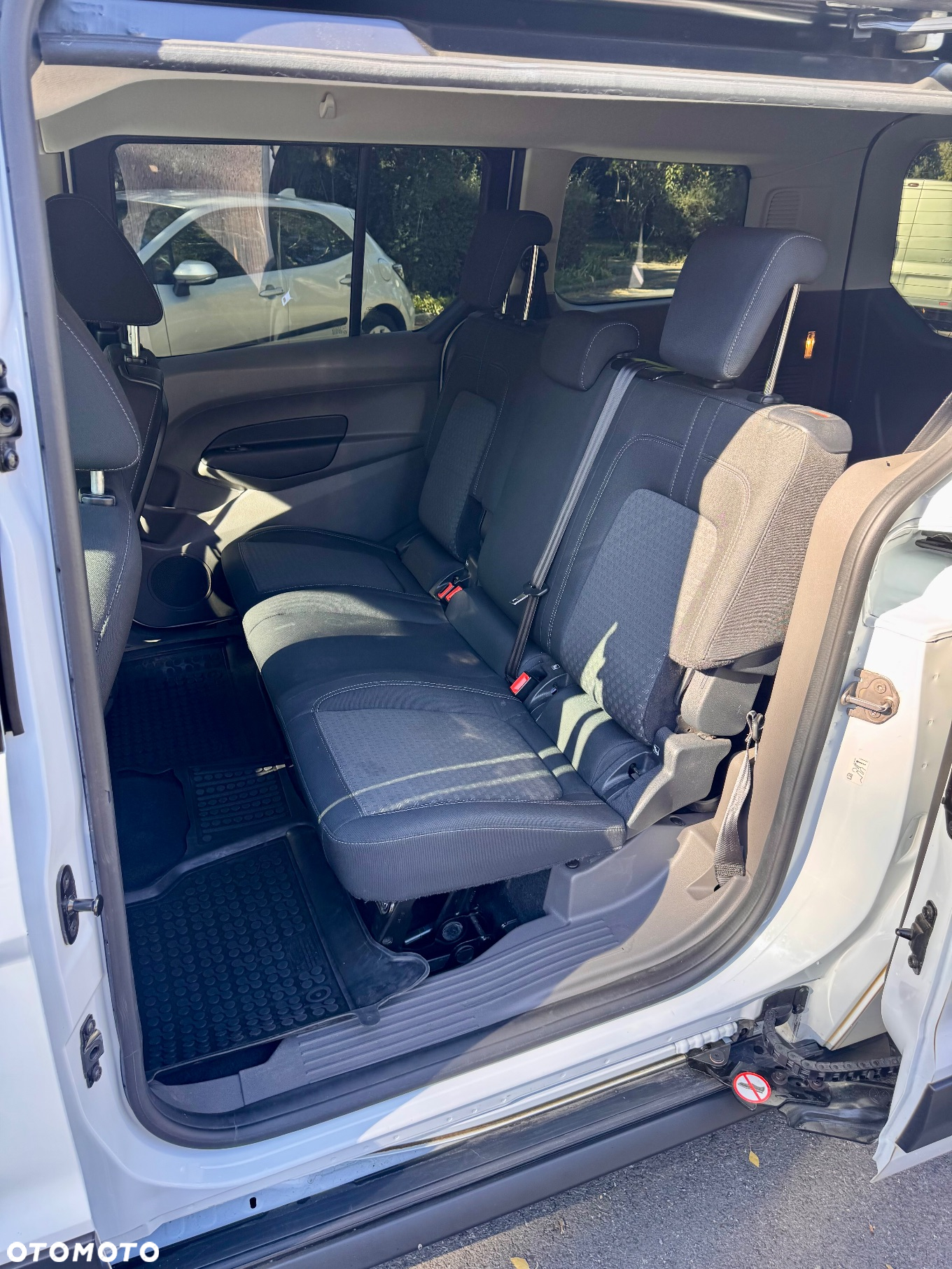Ford Tourneo Connect 1.5 EcoBlue Active - 12