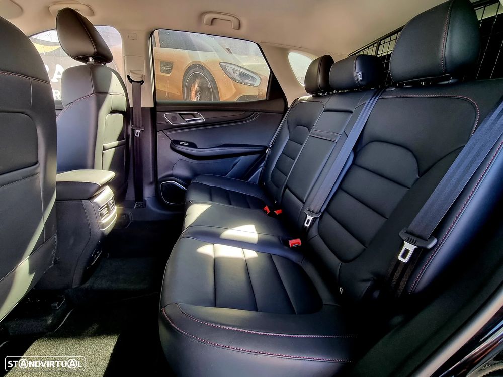 MG EHS 1.5 T-GDI Plug-in Hybrid Comfort - 7