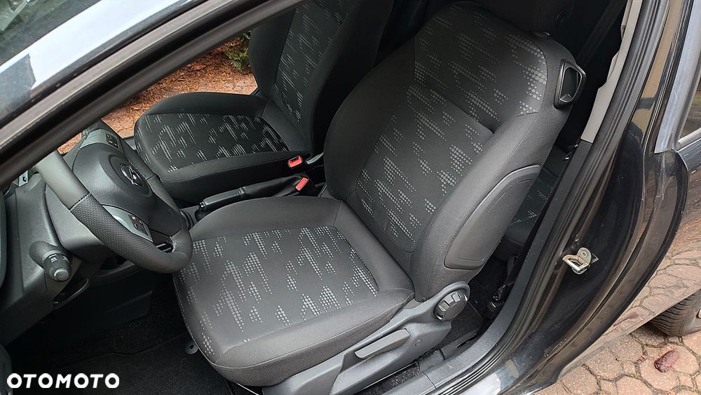 Opel Corsa 1.2 16V Enjoy - 37