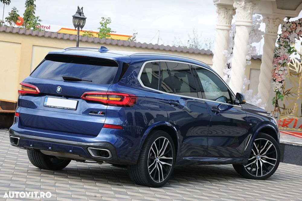 BMW X5 M M50d - 10