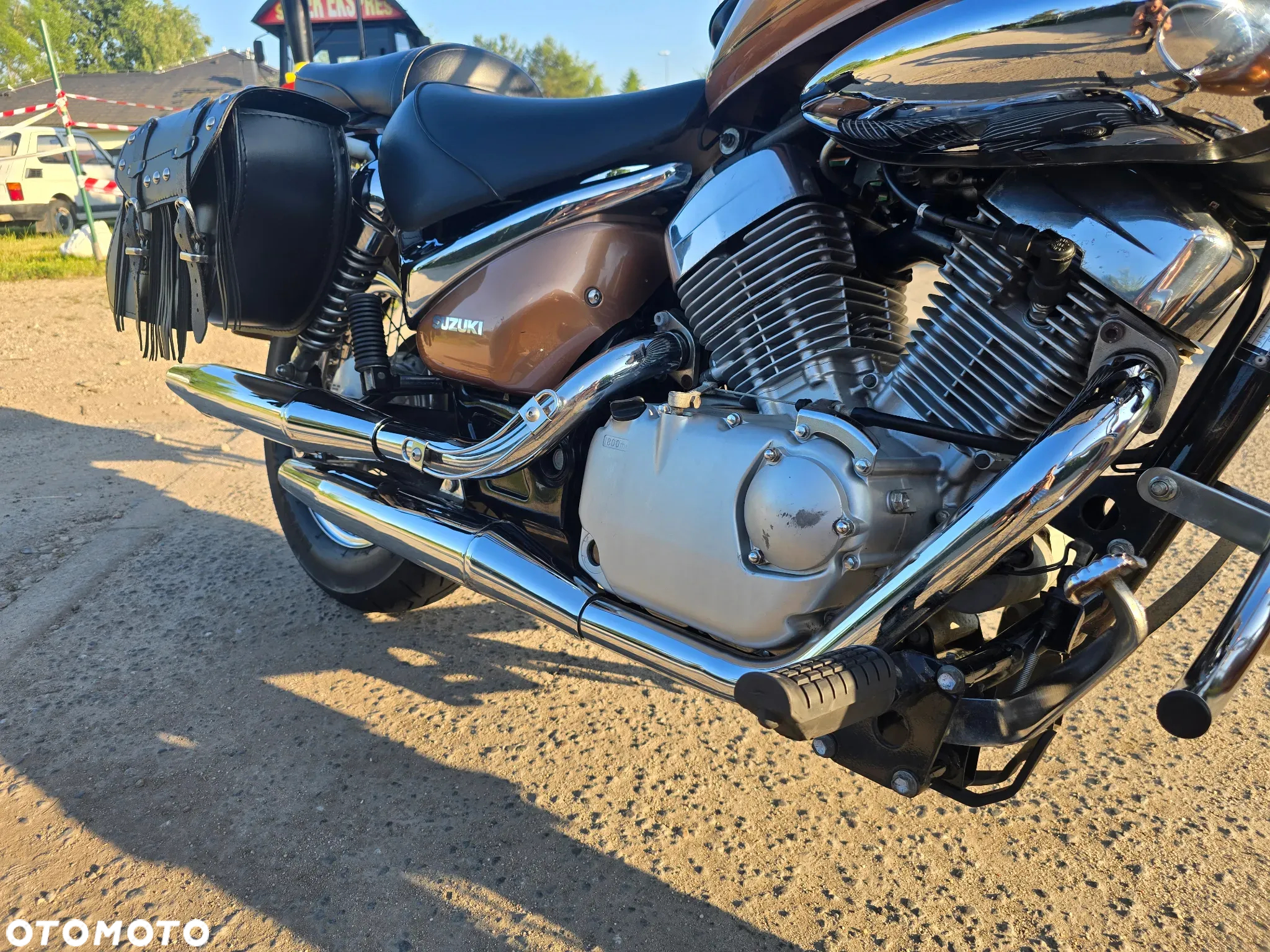 Suzuki Intruder - 5