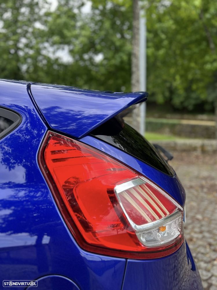 Ford Fiesta 1.6 EcoBoost ST - 25