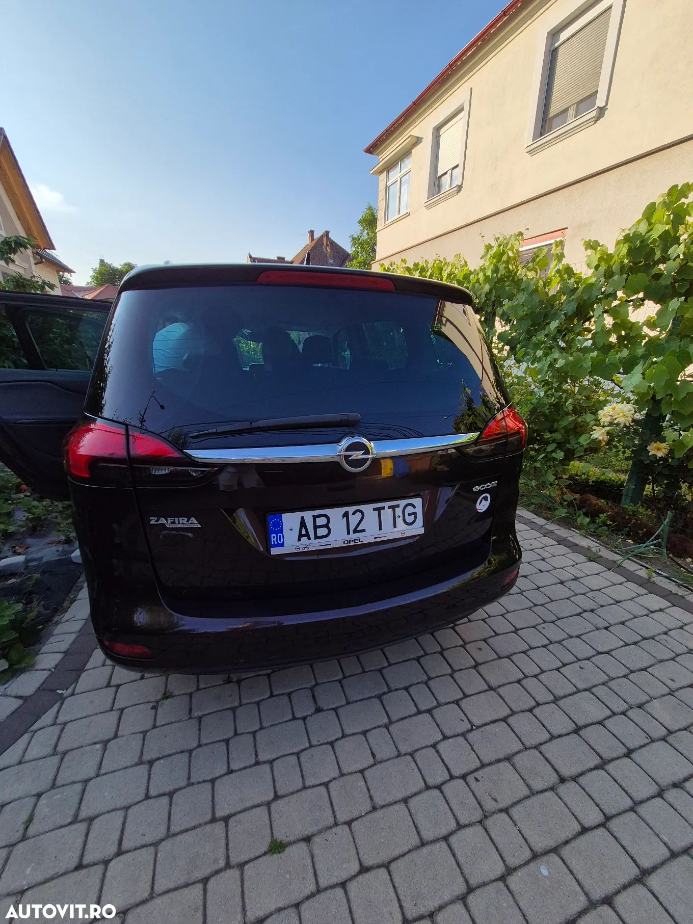 Opel Zafira Tourer 2.0 CDTI Active - 2