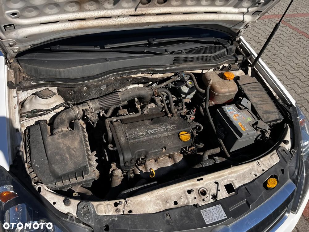 Opel Astra 1.4 - 11