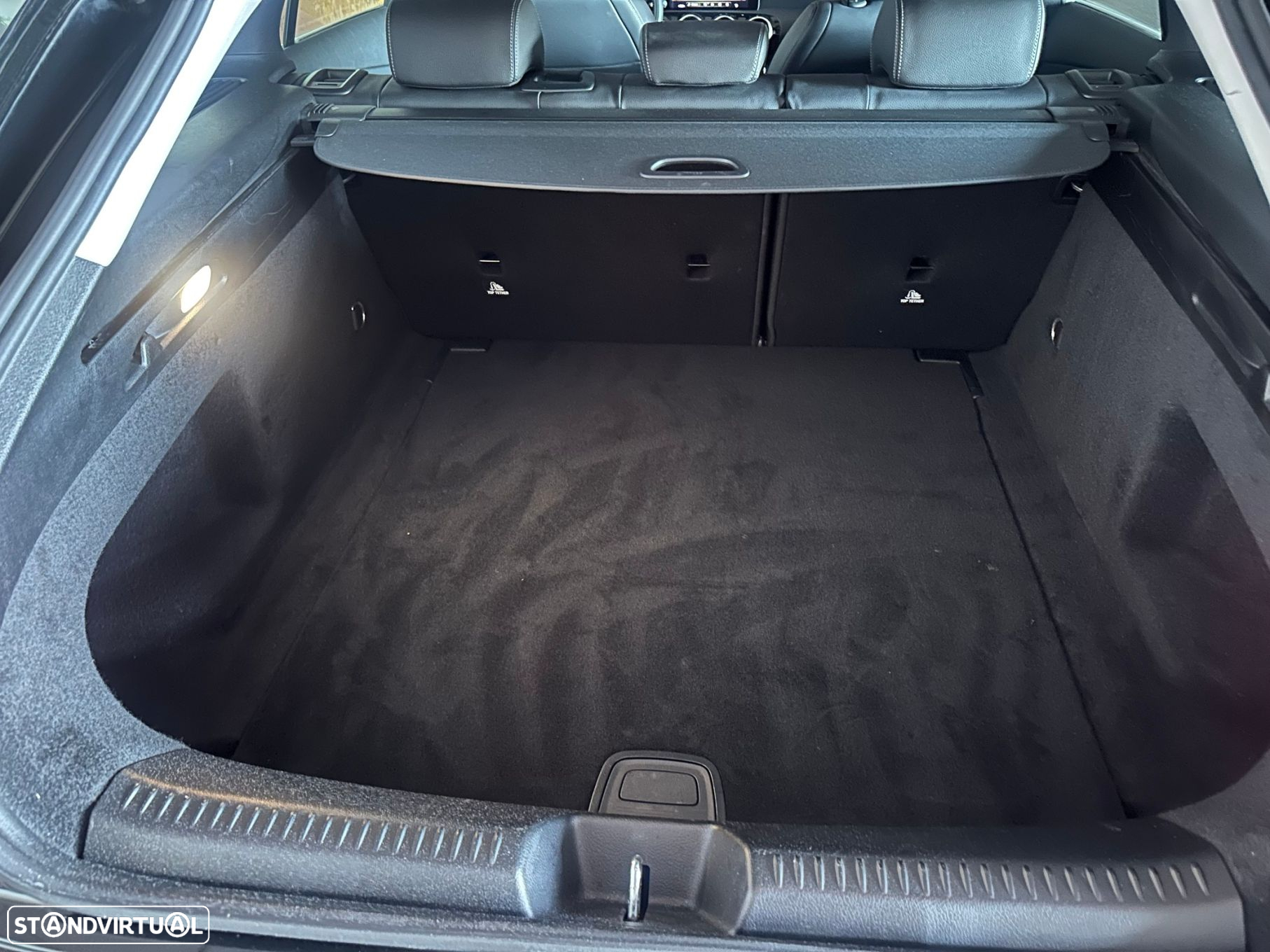 Mercedes-Benz CLA 180 d Shooting Brake Business Solutions Aut. - 13