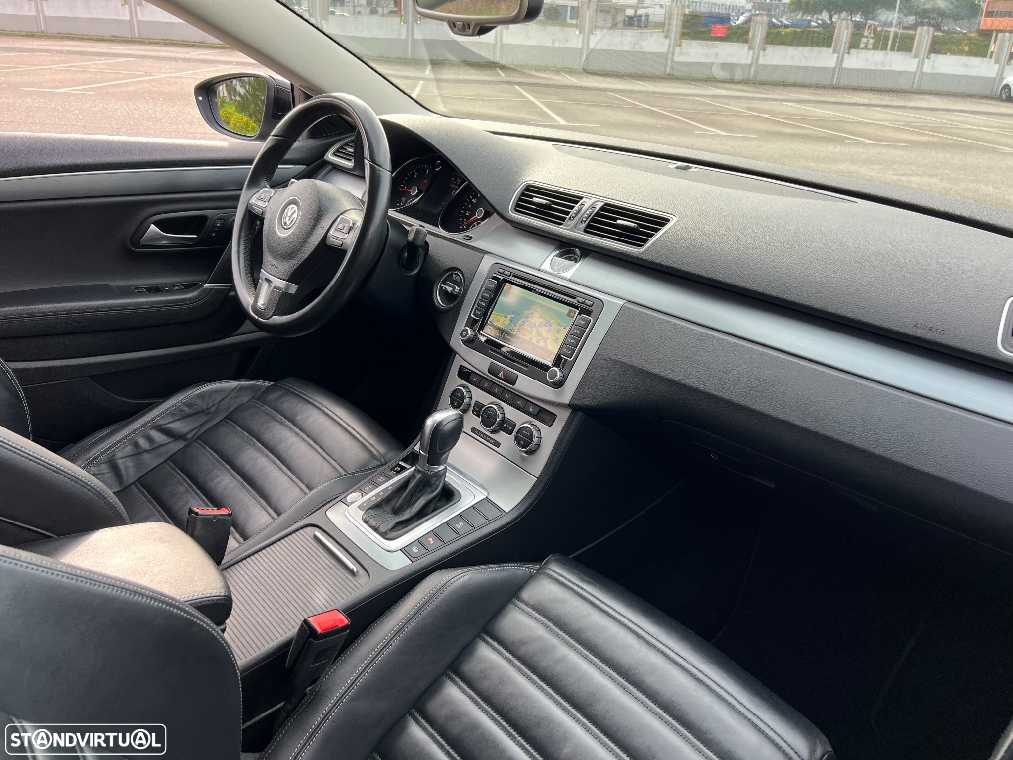 VW Passat CC - 29