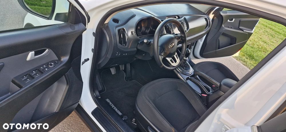 Kia Sportage 2,0 CRDI 2WD Vision - 19