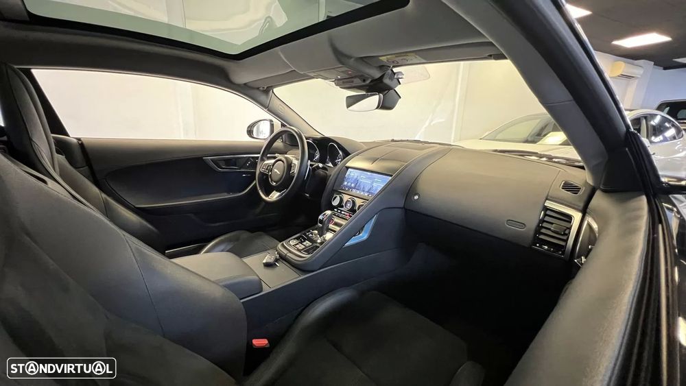 Jaguar F-Type P300 Aut. R-Dynamic Black - 6
