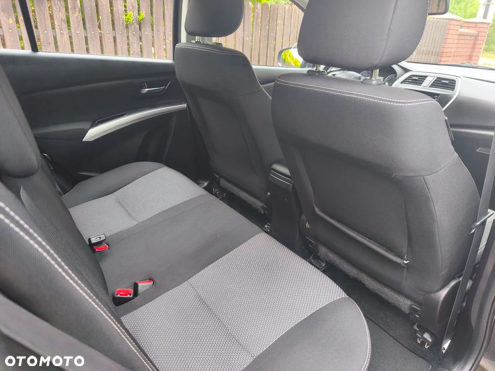 Suzuki SX4 S-Cross - 15