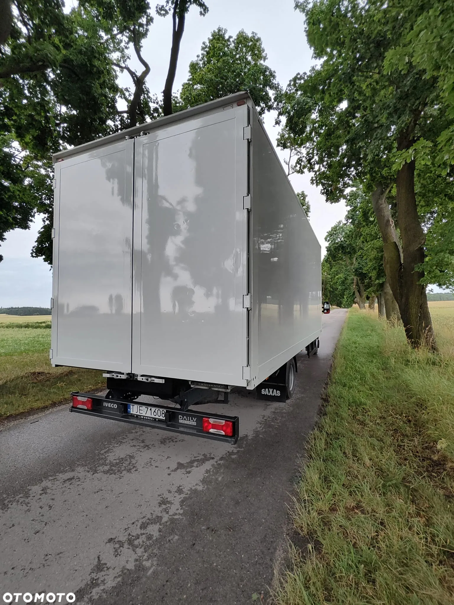 Iveco DAILY 72C18 - 9