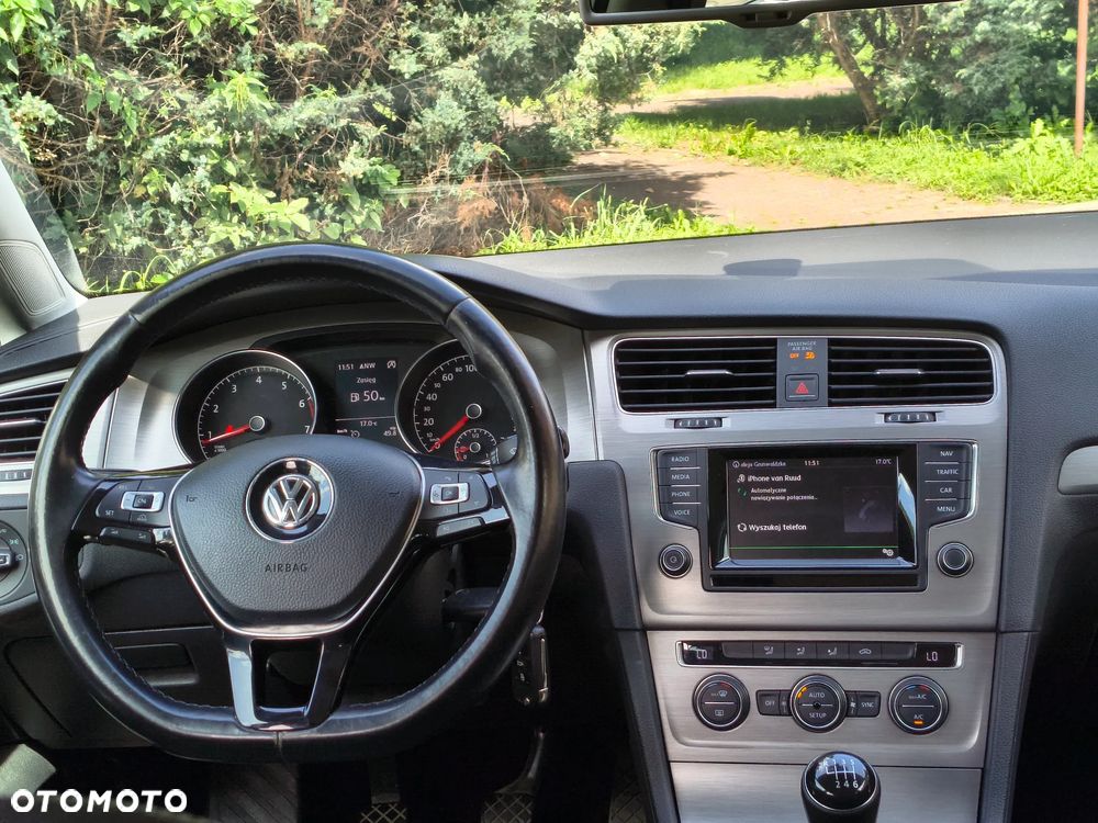 Volkswagen Golf 1.4 TSI BMT Comfortline - 39