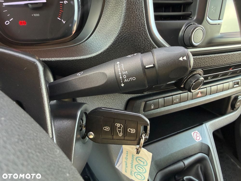 Fiat SCUDO L2 ŚREDNI/Manual/Klima/Navi/Kamera/Skórzana kierownica/bogata wersja/Niemcy - 25