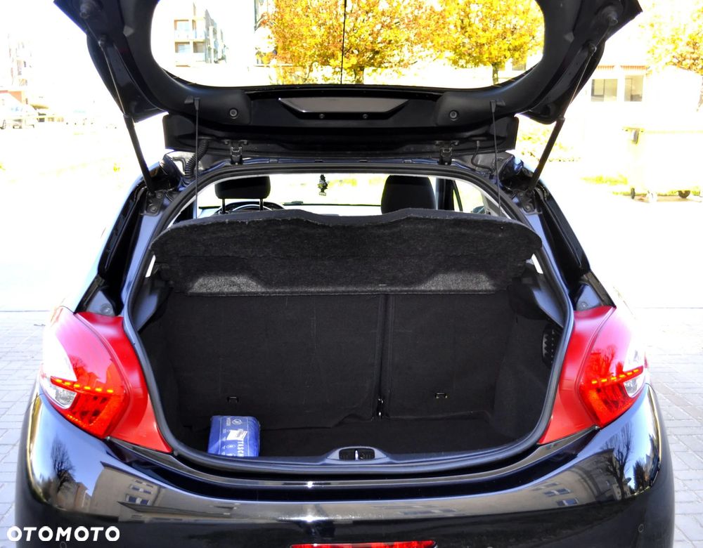 Peugeot 208 82 PureTech Style - 7