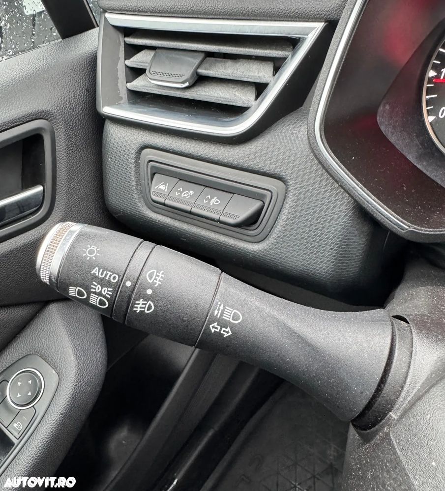 Renault Clio - 7