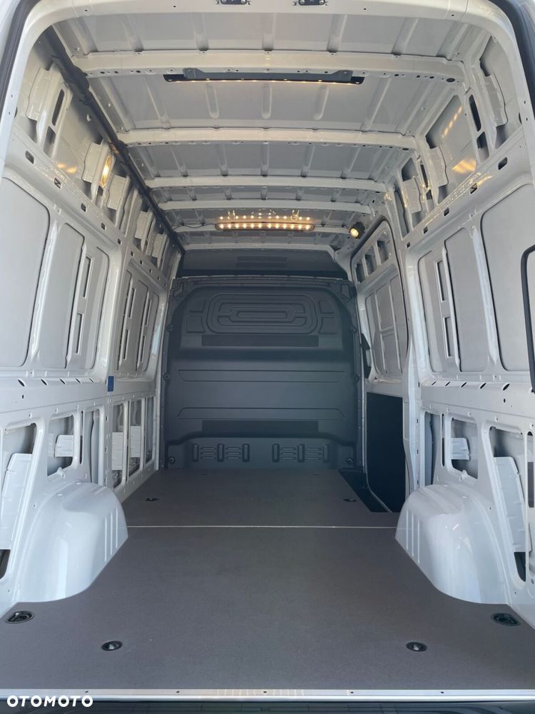 Mercedes-Benz Sprinter 319 CDI Reflektory LED Hak Tachograf - 6