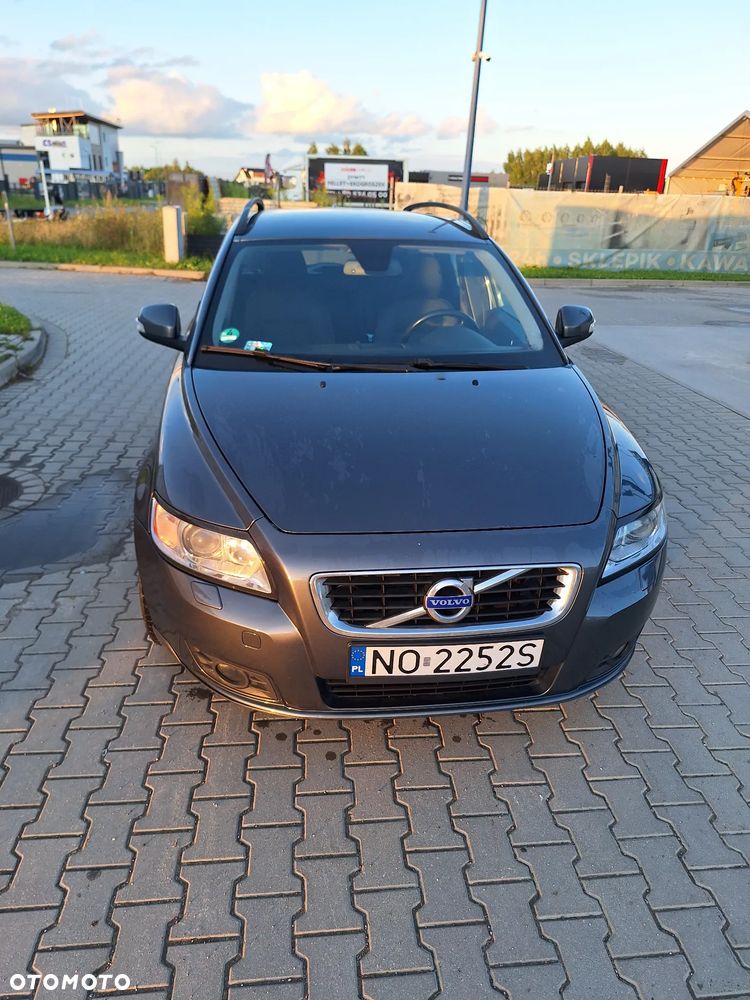 Volvo V50 D3 Momentum - 1