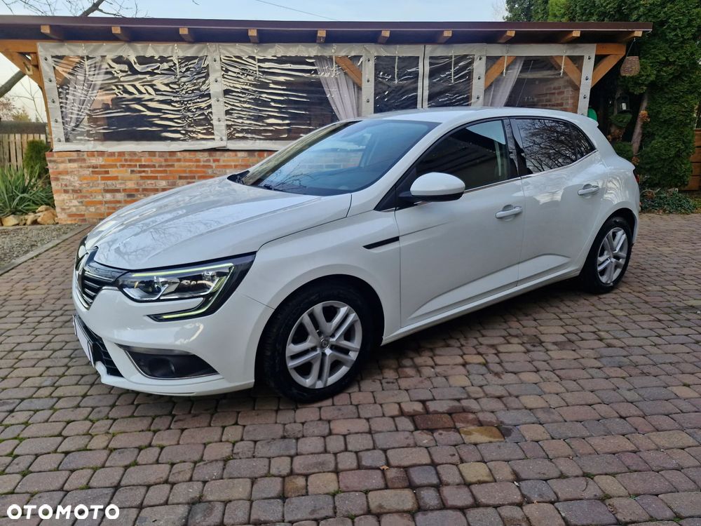 Renault Megane 1.5 Blue dCi Intens - 9