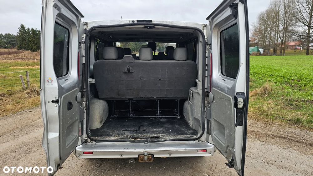 Opel Vivaro - 16